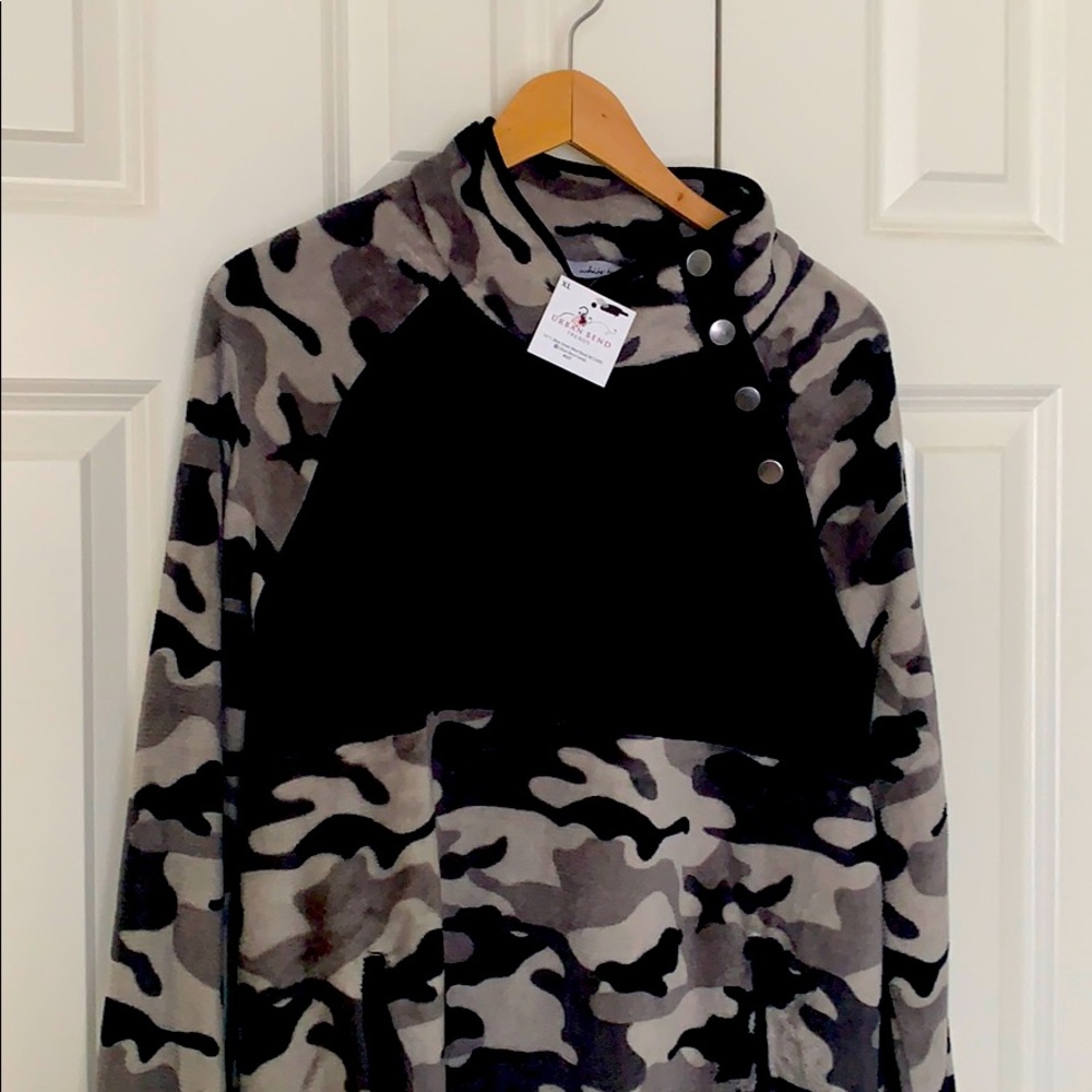 White Birch Camouflage Sweatshirt - Black and Gray